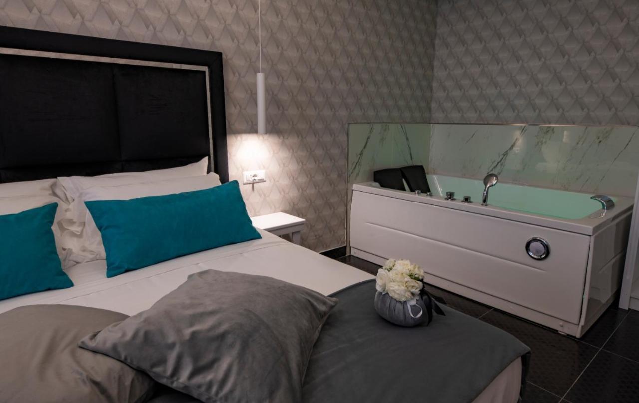 Sole Luxury Bed And Breakfast Napoli Esterno foto
